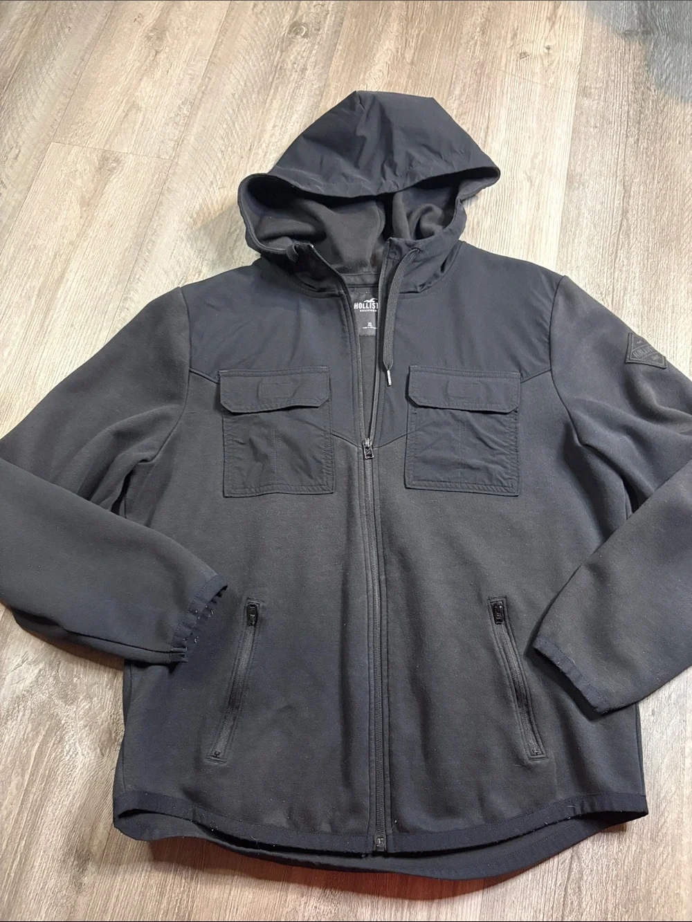 Hollister Men's Black Hooded Lightweight Jacket